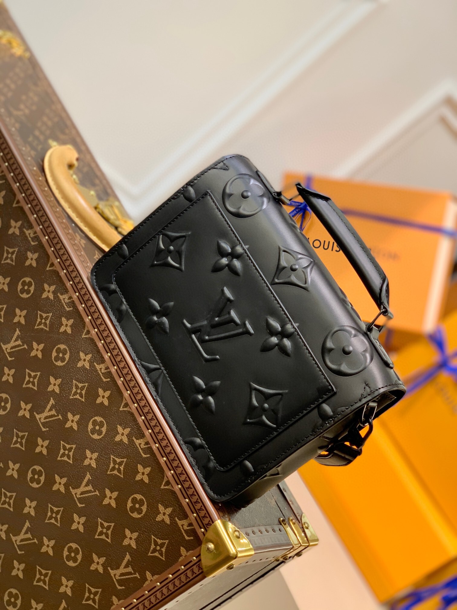 Louis Vuitton Bags M58711 25*19*6cm