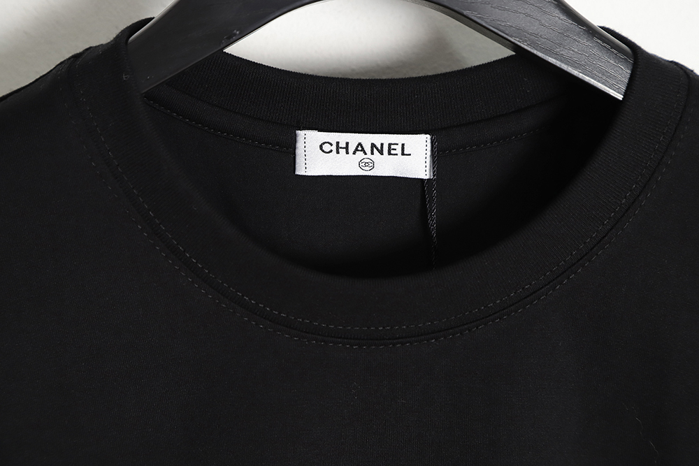 CHANEL 23ss rhinestone logo short sleeve TSK1
