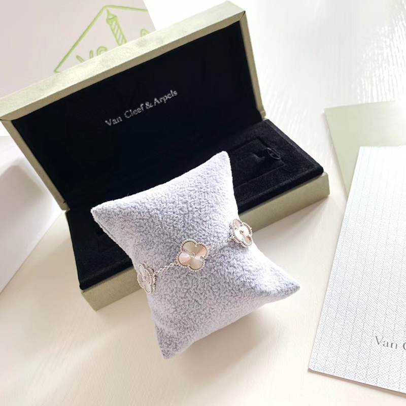 Van Cleef & Arpels Bracelet Vintage Alhambra