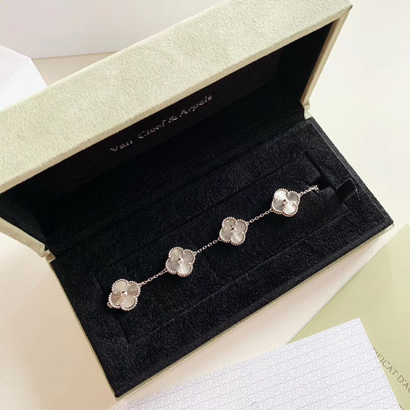 Van Cleef & Arpels Bracelet Vintage Alhambra