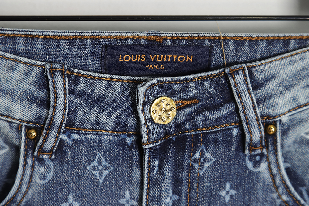 LouisVuitton full printed LOGO jeans on the back