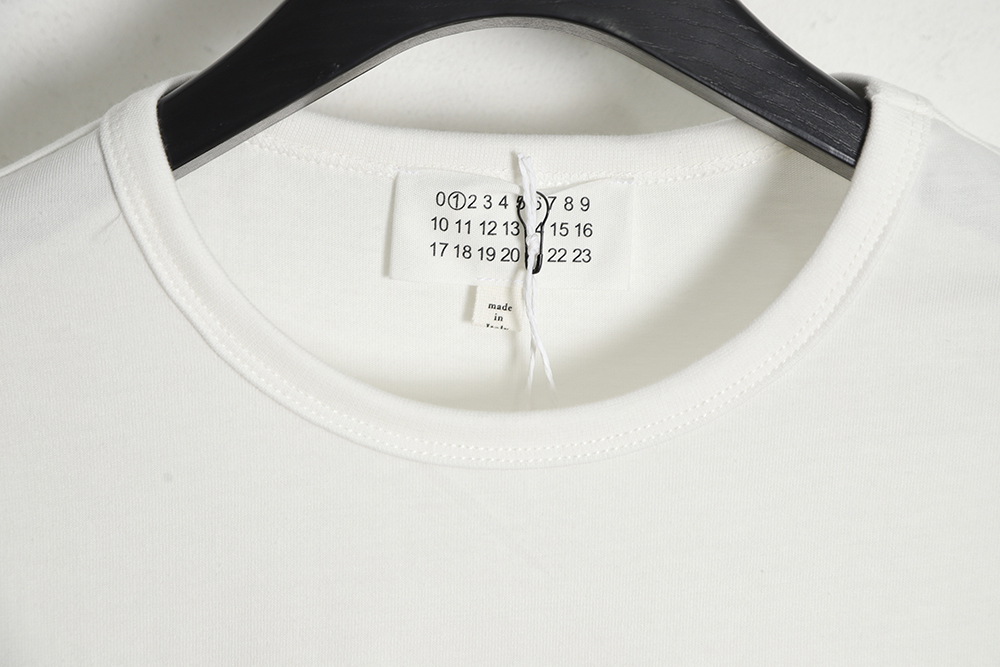 Maison Margiela 23SS Upside Down Letter Short Sleeve T-Shirt
