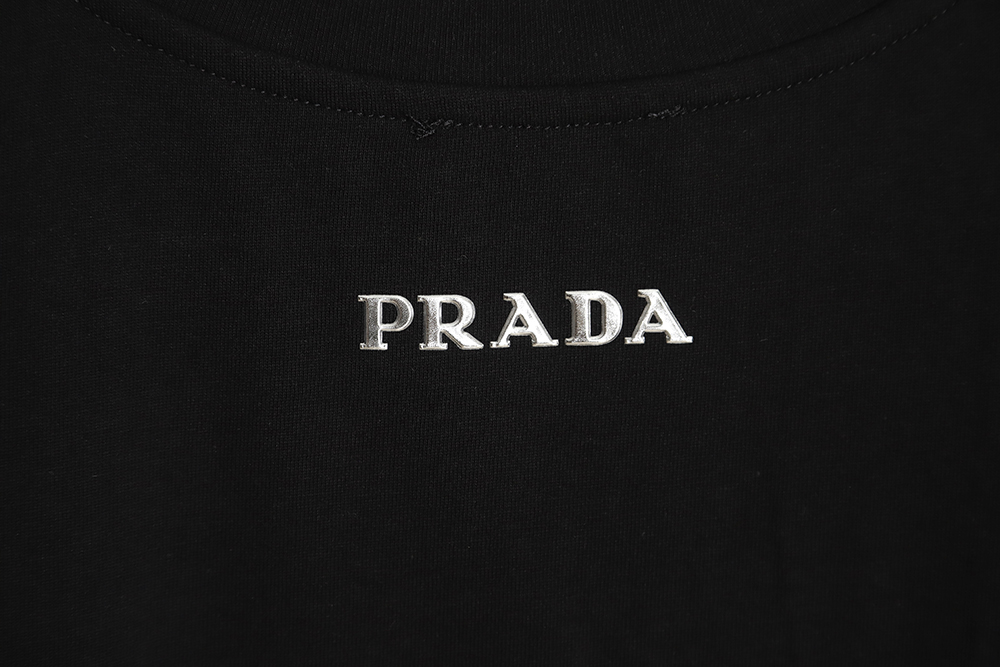 Prada 23SS new villain three-dimensional adhesive patch short-sleeved T-shirt TSK1
