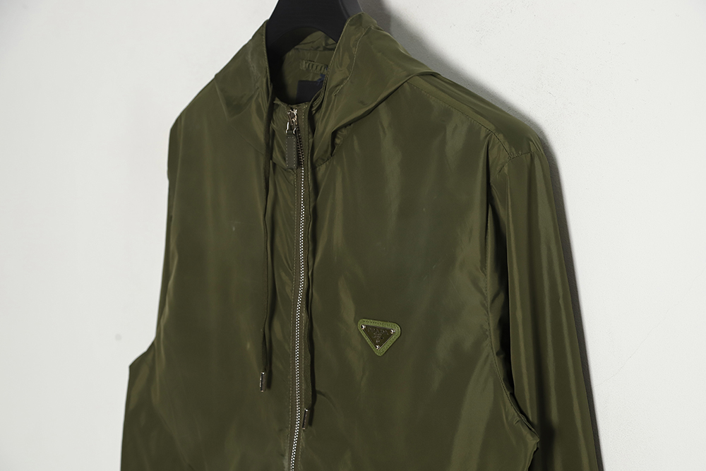 PRADA PRD 23SS nylon triangle logo hooded light jacket jacket