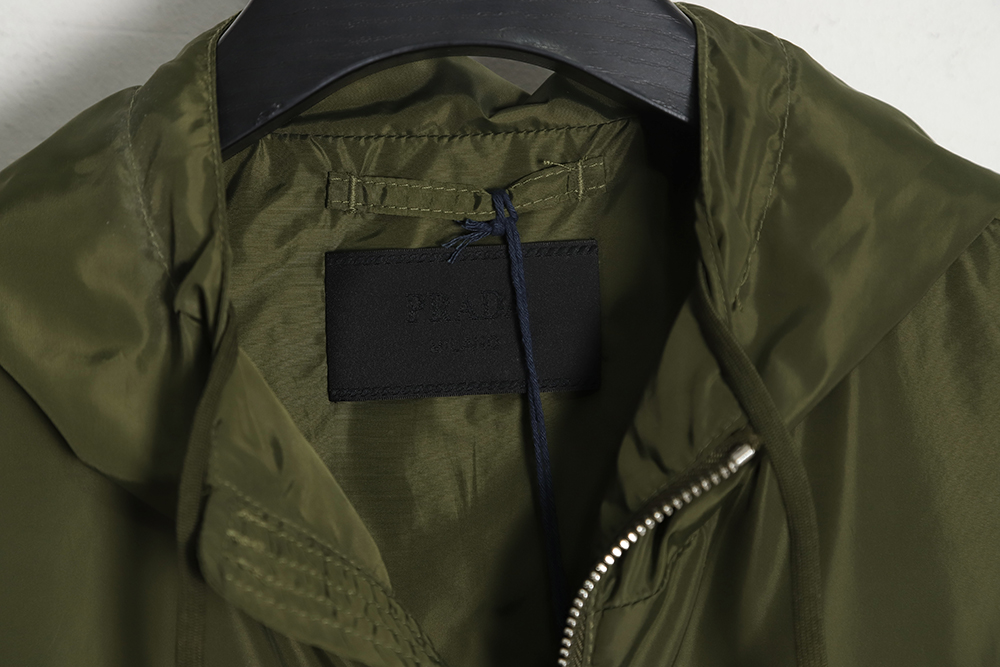 PRADA PRD 23SS nylon triangle logo hooded light jacket jacket