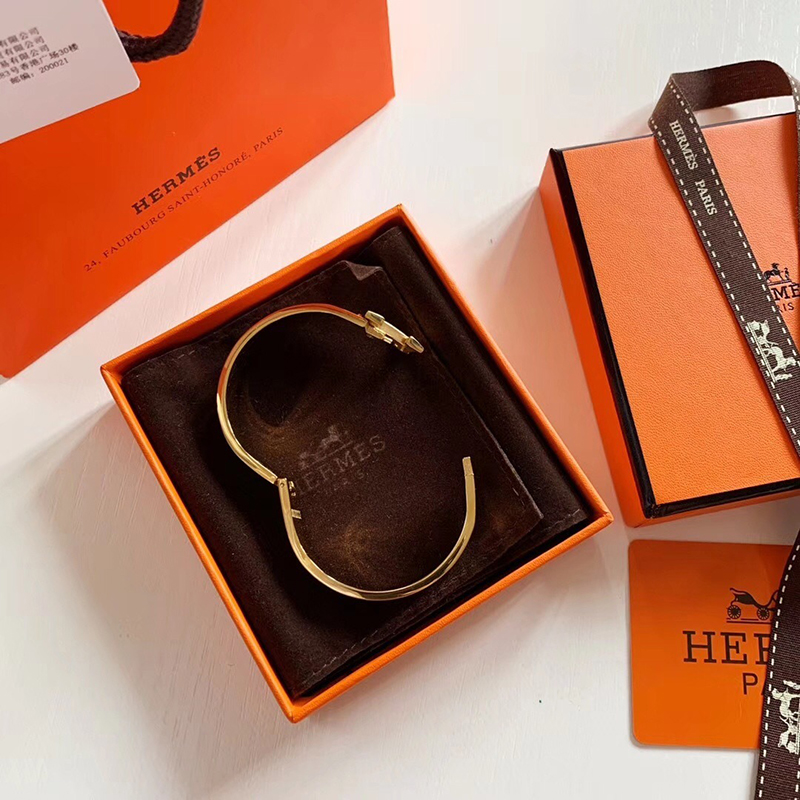 HERMES Clic H bracelet pink