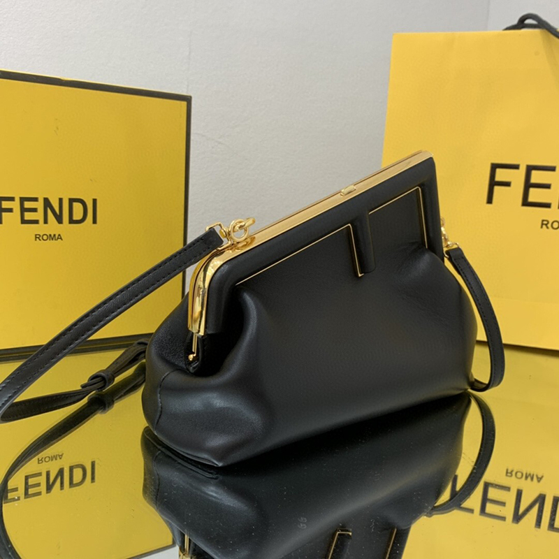 Fendi Bags 56829 26*9.5*18cm