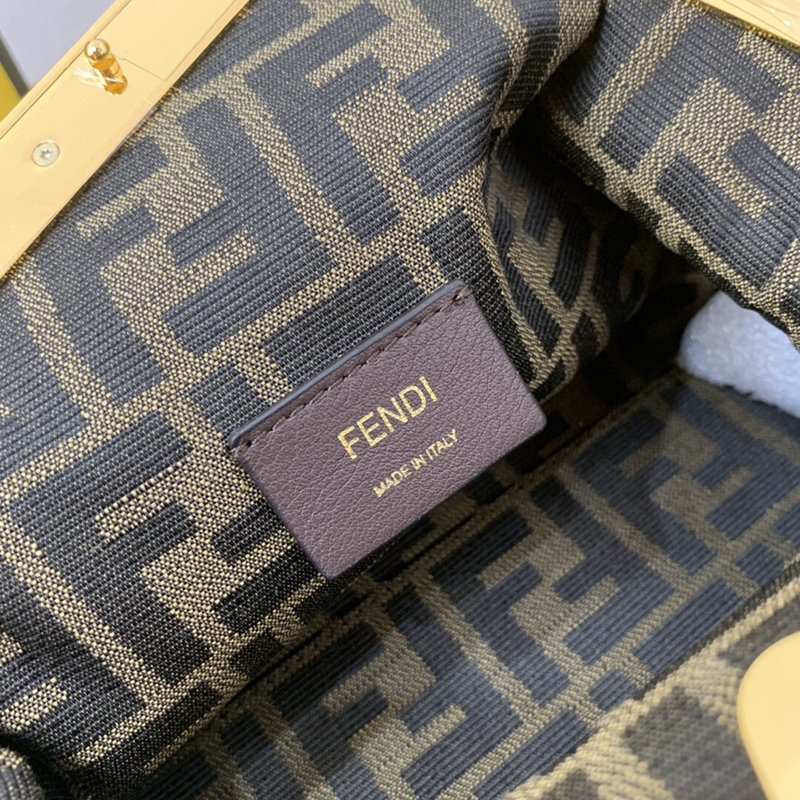 Fendi Bags 56829 26*9.5*18cm