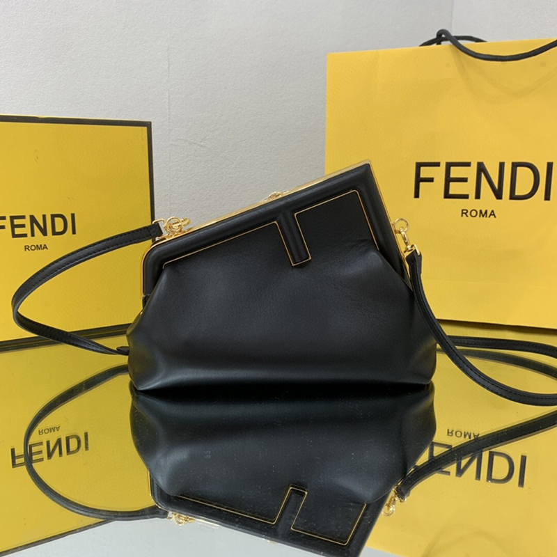 Fendi Bags 56829 26*9.5*18cm