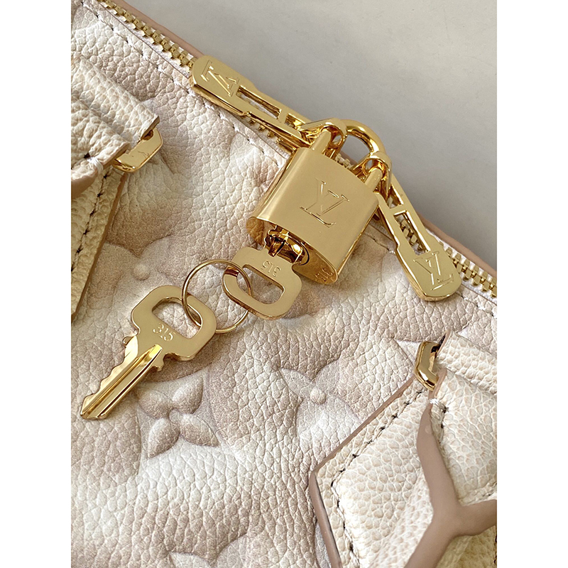 Louis Vuitton Bags 46163 20.5*13.5*12cm