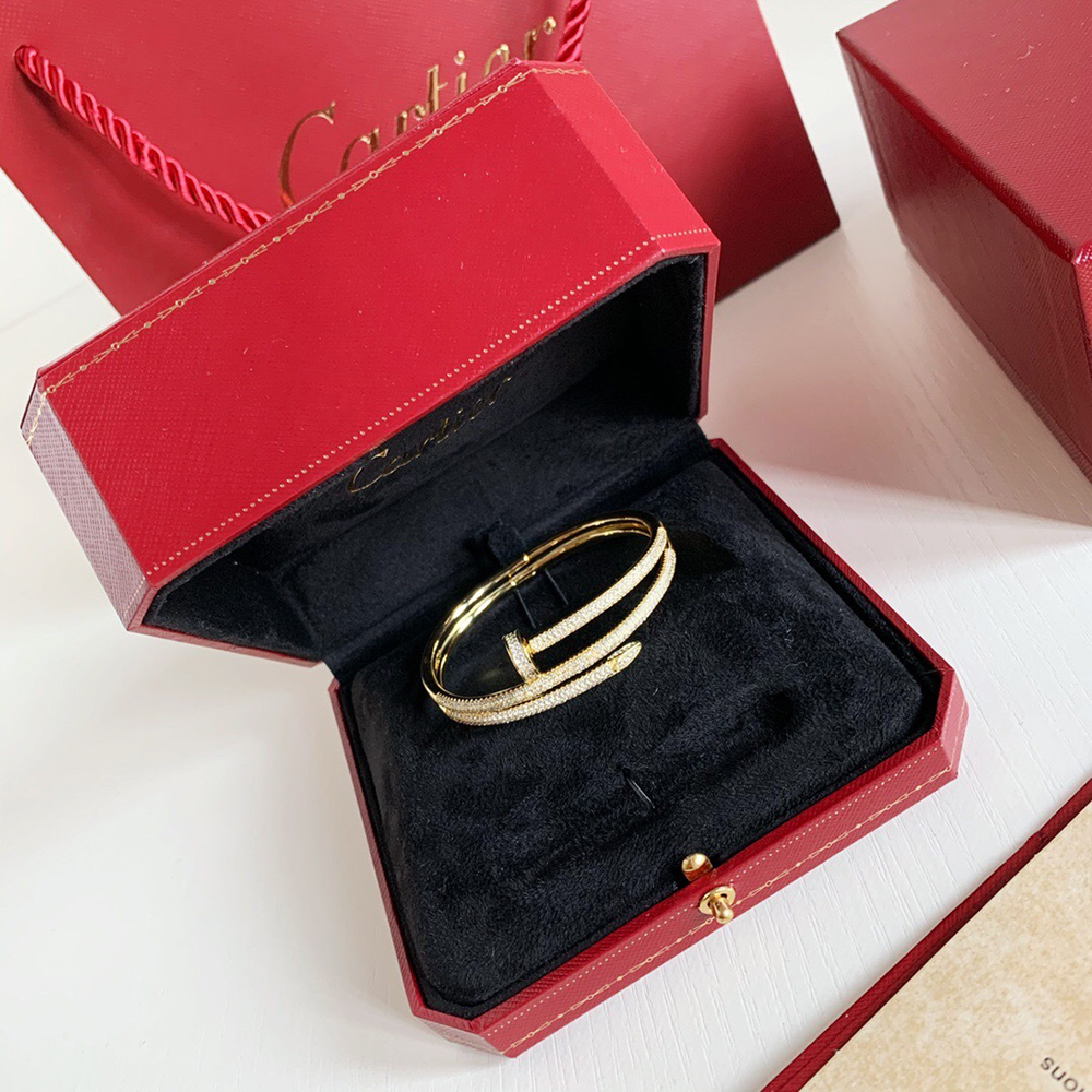 Cartier Juste un Clou bracelet DF755320