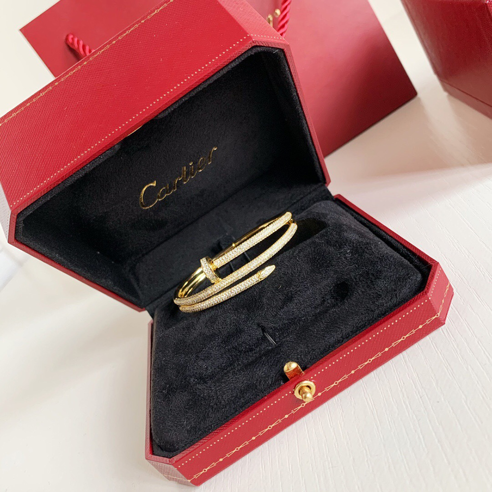 Cartier Juste un Clou bracelet DF755320