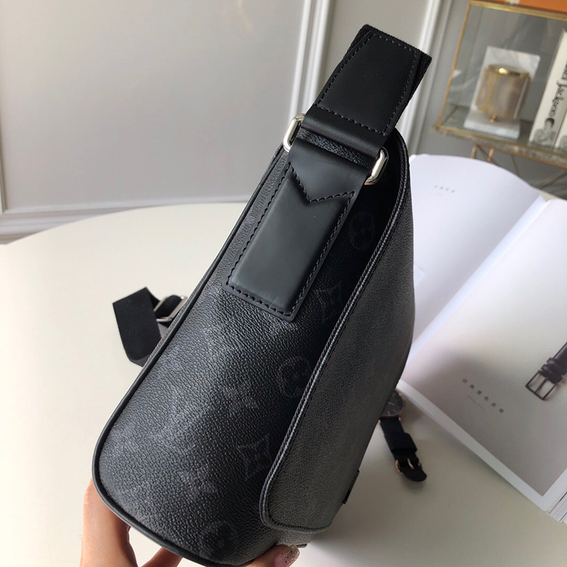 Louis Vuitton Bags M44000 22*25*8cm