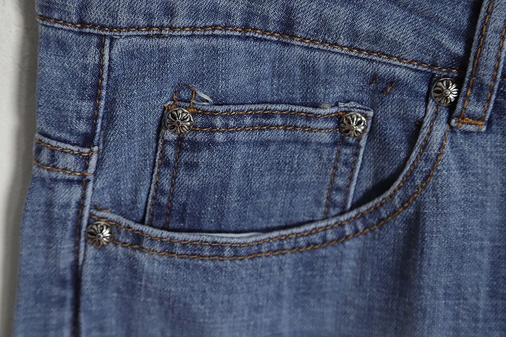 Chrome Hearts Heavy Industry Patch Leather Cross Frayed Jeans TSK1