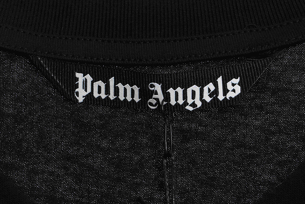 Palm Angels Heart Spray Print Short Sleeve TSK3