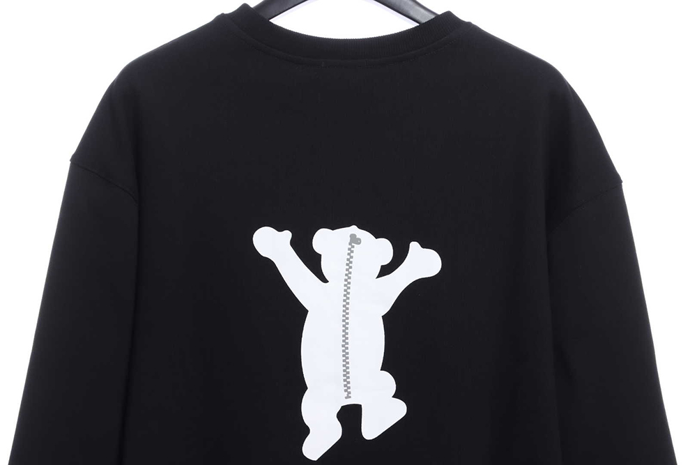 We11done limited bear print sweater TSK1