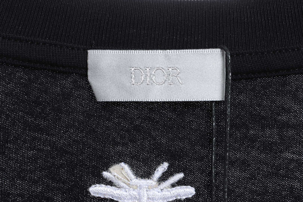 Dior Valentine's Day limited edition heart logo short sleeves