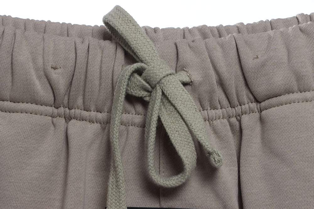 Double thread flocked letter small label shorts
