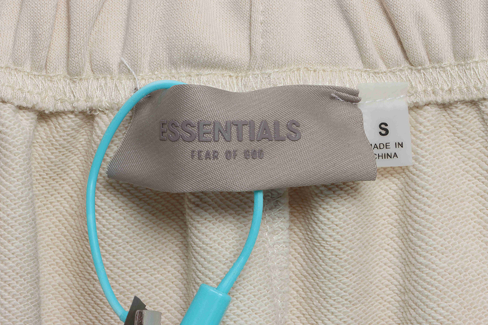 Double thread flocking letter small label shorts TSK1