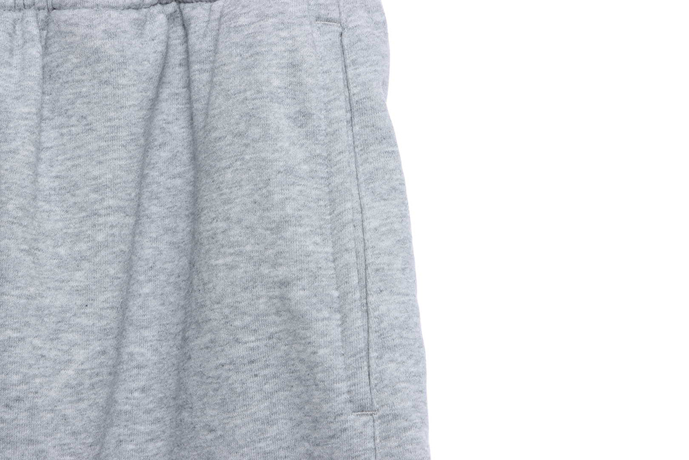 Double Line Eighth Season Flocked Print Letter Shorts