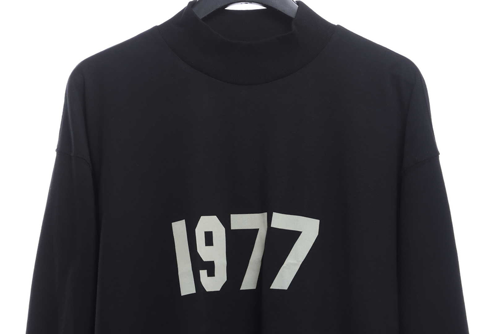 Double line 1977 flocking print long sleeve TTSK3