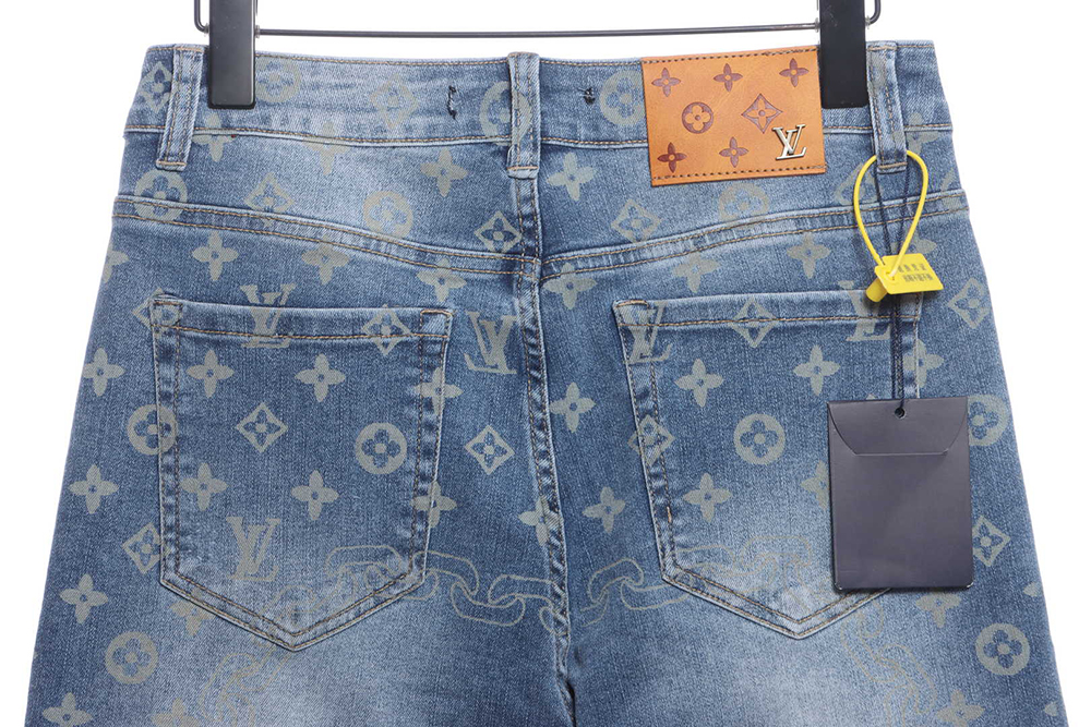 Louis Vuitton Washed Presbyopia LOGO Jeans