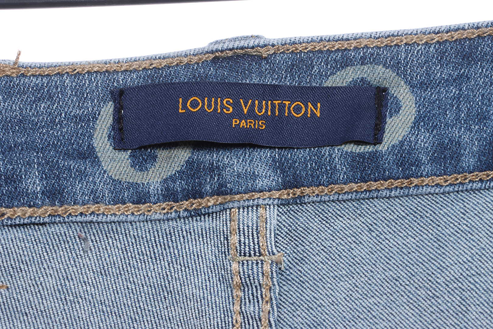 Louis Vuitton Washed Presbyopia LOGO Jeans