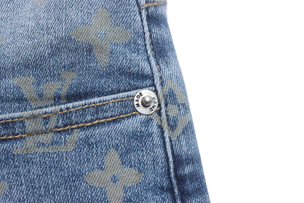 Louis Vuitton Washed Presbyopia LOGO Jeans