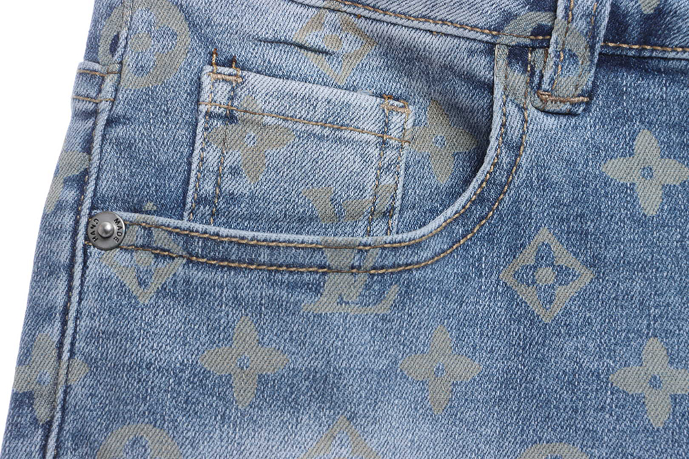 Louis Vuitton Washed Presbyopia LOGO Jeans