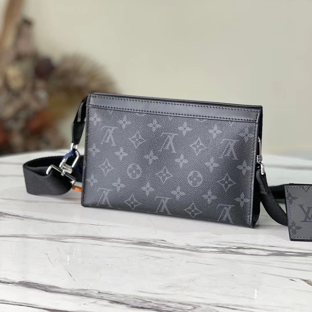 Louis Vuitton Bags M81018 22*14.5*4.5cm