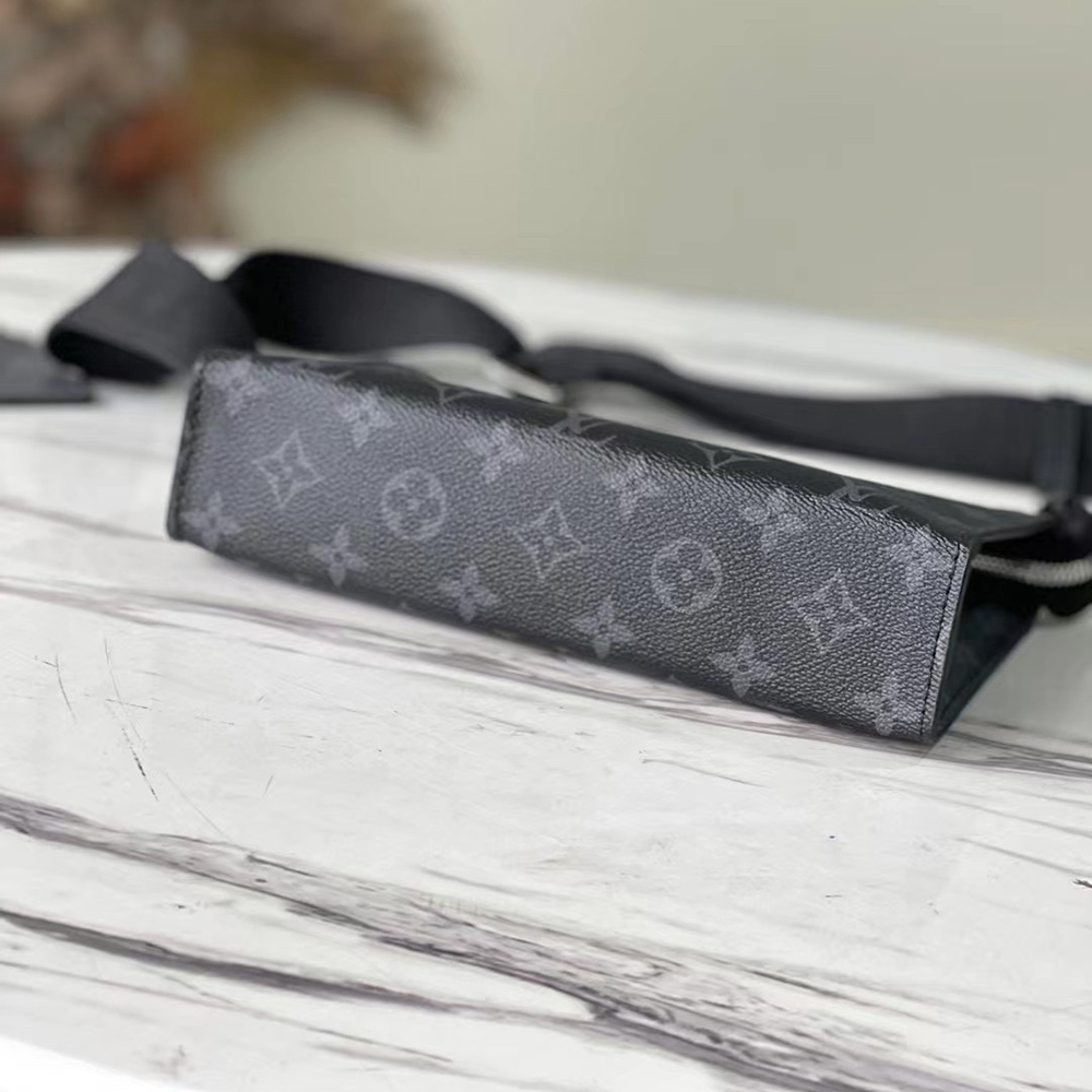 Louis Vuitton Bags M81018 22*14.5*4.5cm