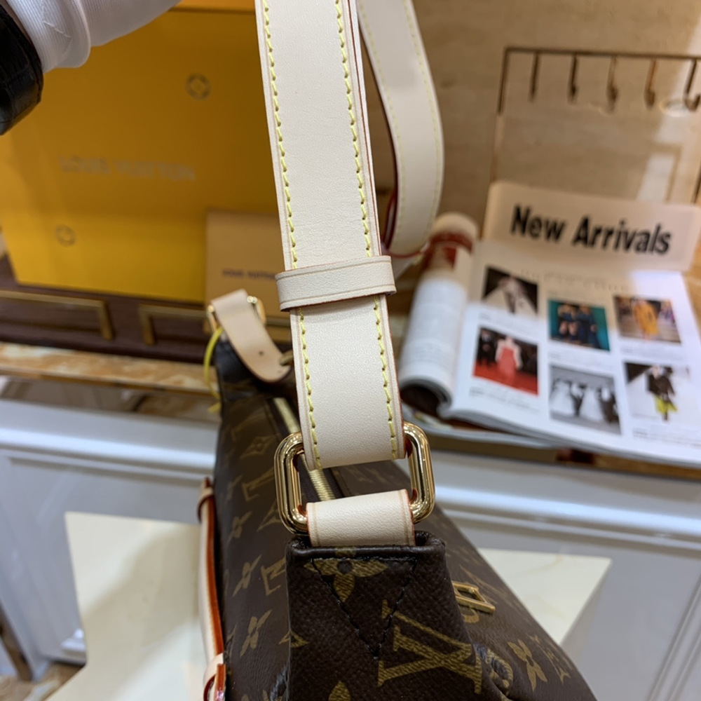 Louis Vuitton Bags M43644 37*14*13cm