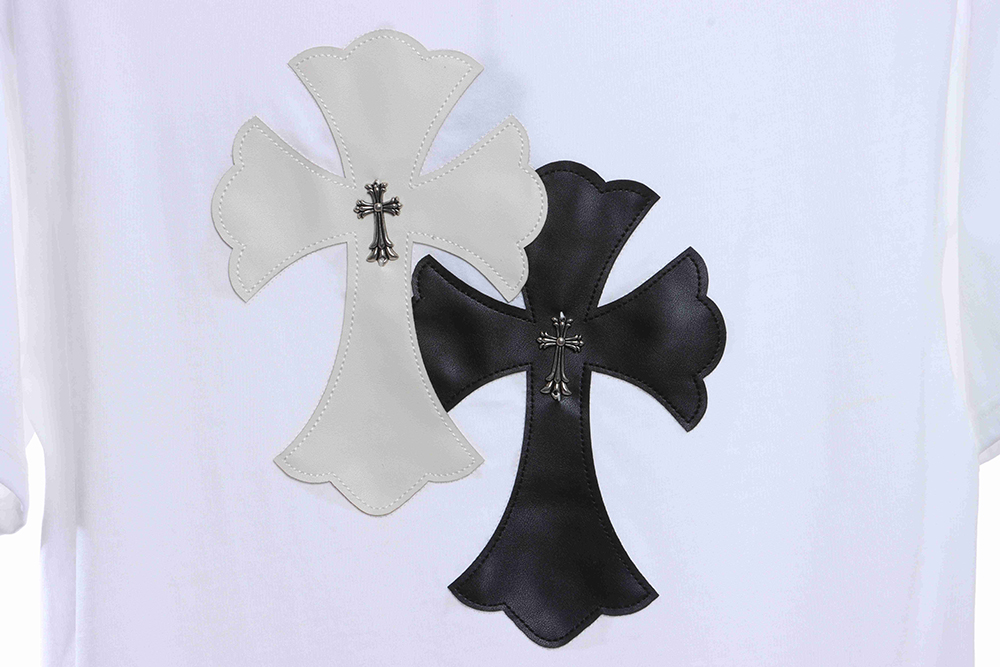 Chroe Hearts Black & White Leather Logo Short Sleeves
