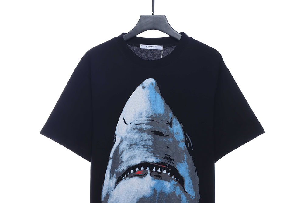 Givenchy shark print short sleeves