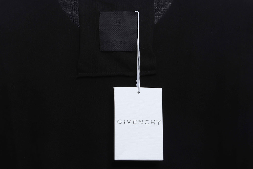 Givenchy Lock Letter Print Short Sleeve TSK1