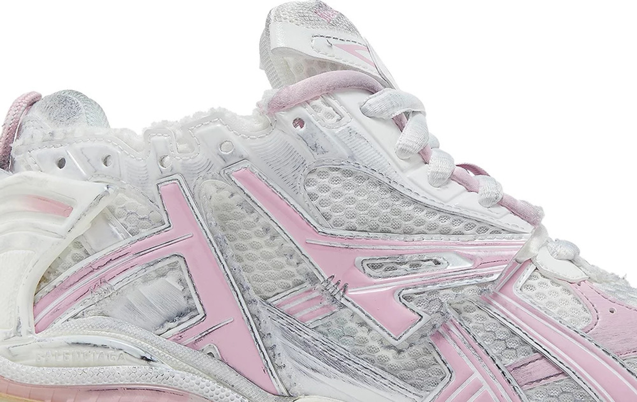 Balenciaga Wmns Runner Sneaker 