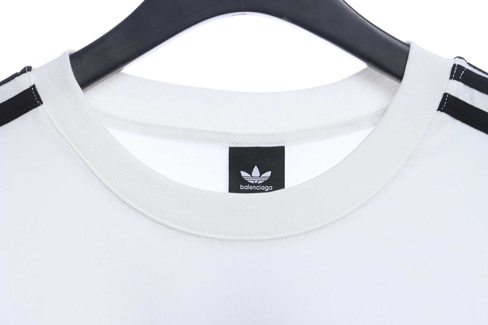 Paris home joint clover embroidered short sleeves TSK1