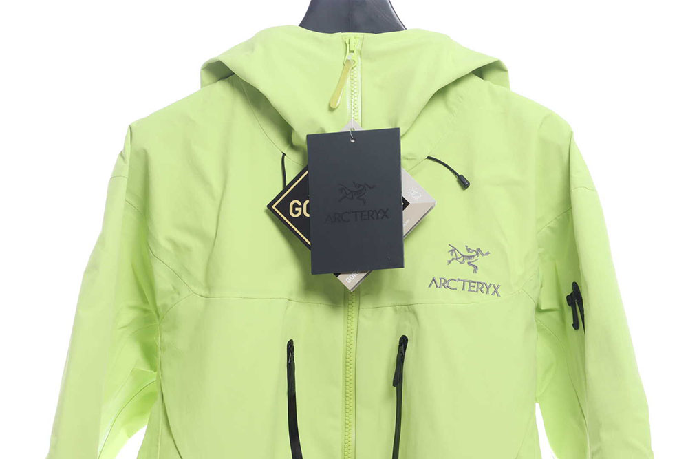 Arc'teryx sixth generation gold embroidery hard shell jacket TSK3