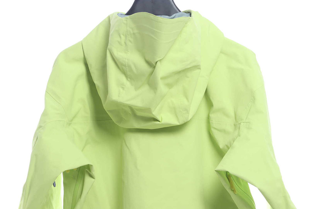Arc'teryx sixth generation gold embroidery hard shell jacket TSK3
