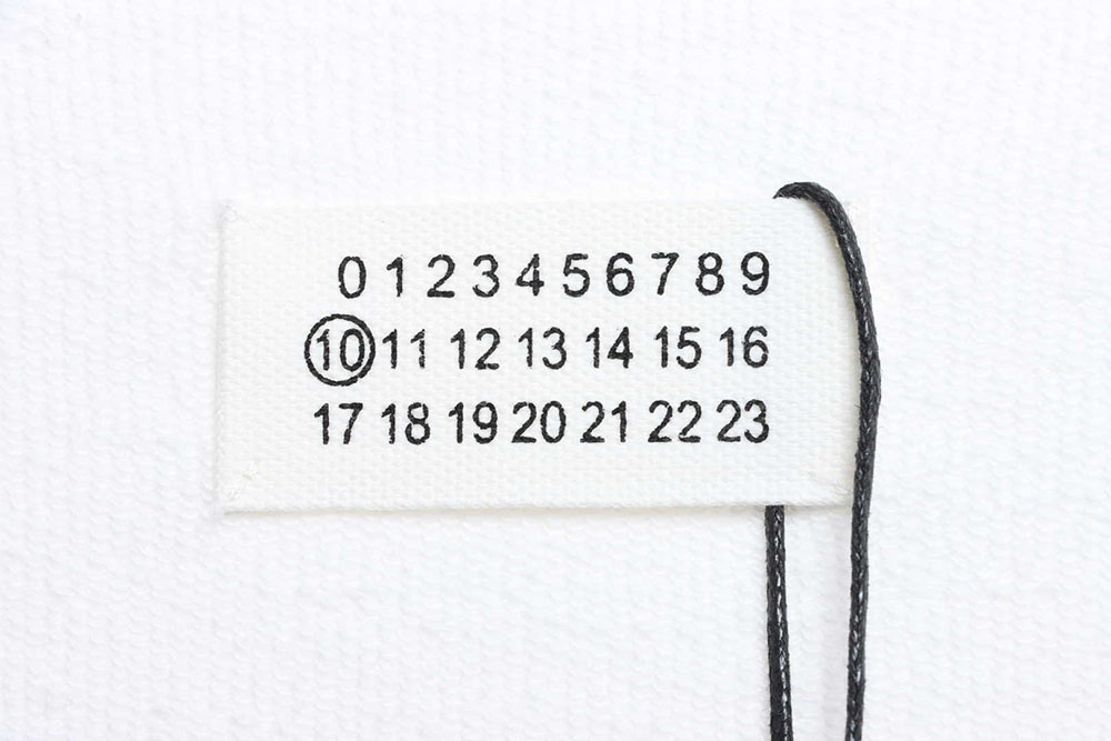 Madison Margiela Margiela red upside-down letter logo embroidery pullover round neck sweater TSK1
