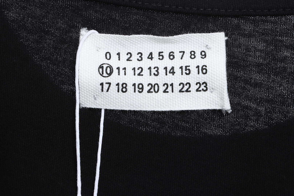 Margiela number sporadic print short sleeve TSK1