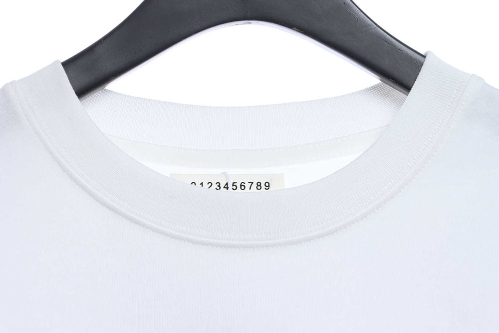 Margiela black and white reverse letter embroidery short sleeve TSK1