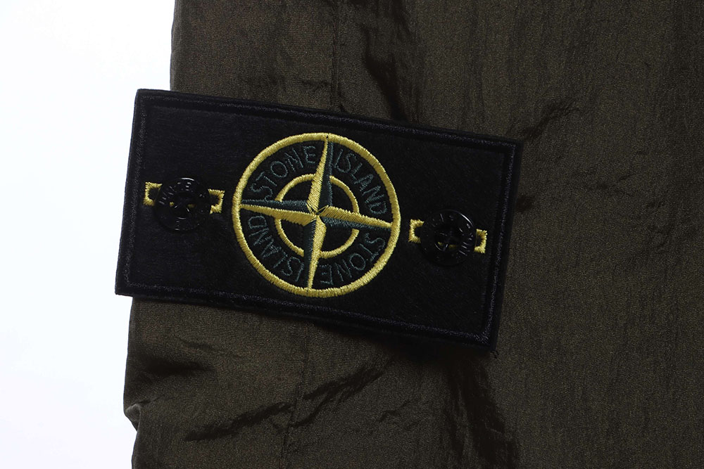 Stone Island Side Compass Large Embroidered Shorts TSK1