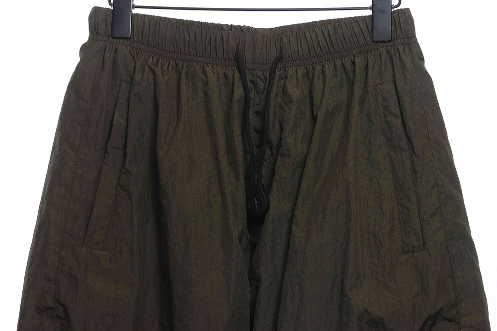 Stone Island Side Compass Large Embroidered Shorts TSK1
