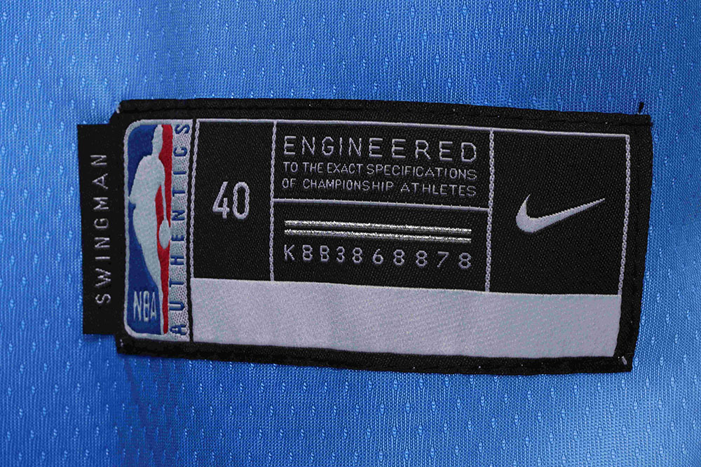 Brooklyn Nets retro jersey number 13