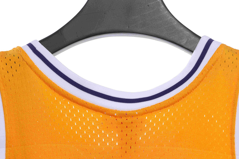 Lakers No. 8 jersey