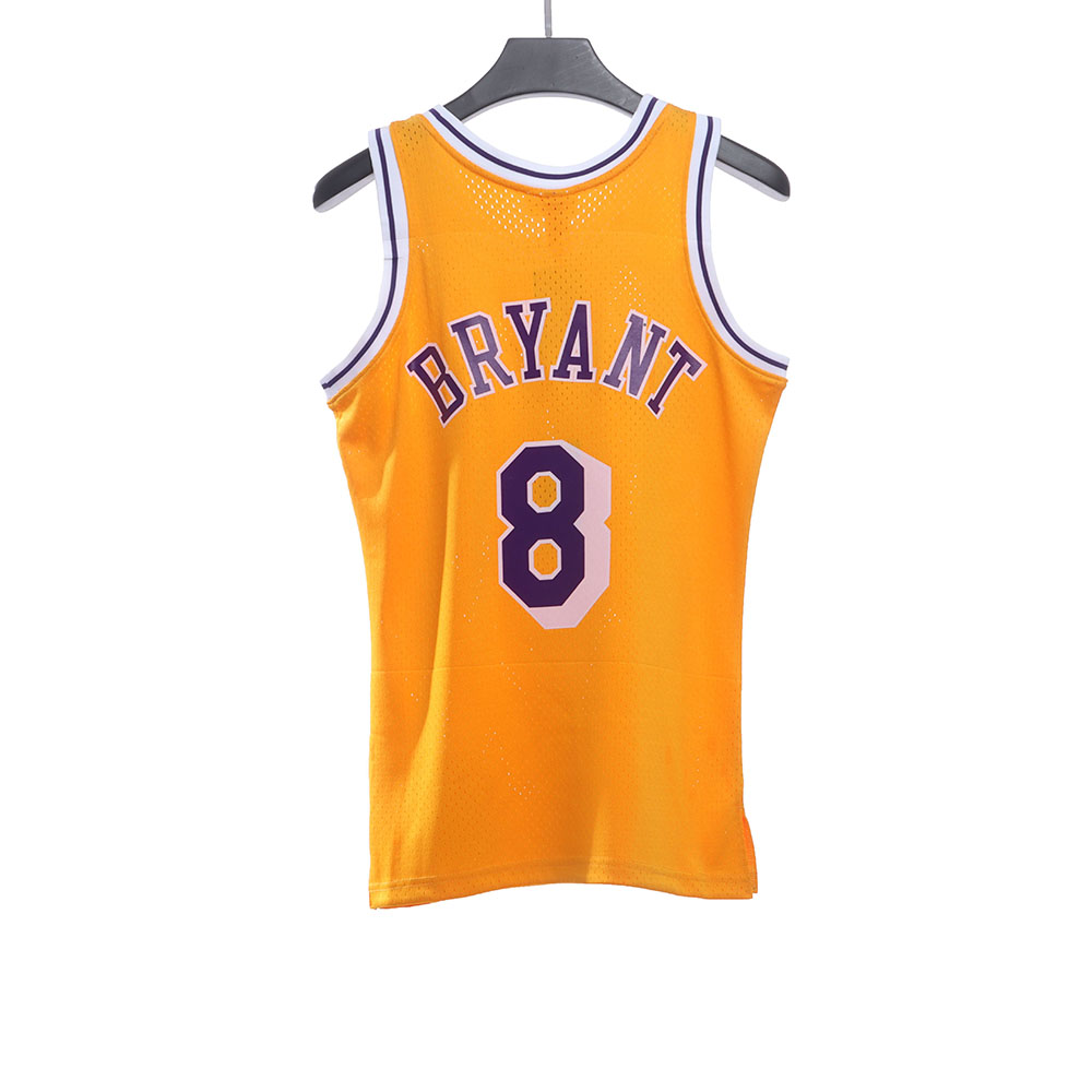 Lakers No. 8 jersey