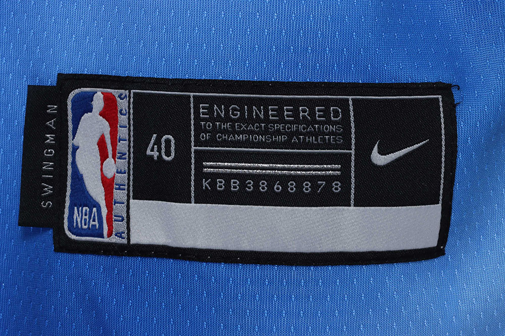 Brooklyn Nets retro jersey number 11