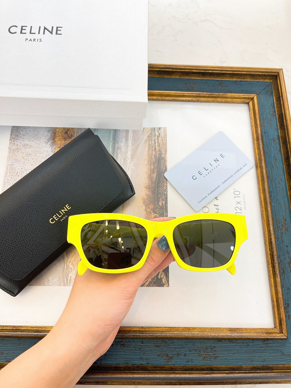 CELINE GLASSES CL40197U