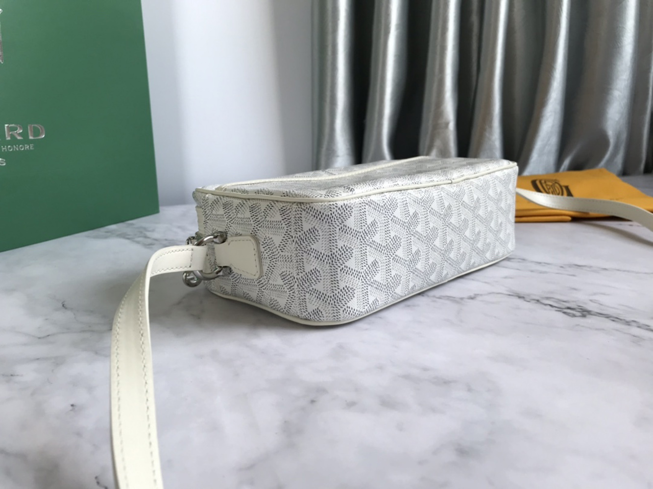 Goyard Bags 7746 22*12.5*7cm
